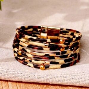 Faux Leather Layered Leopard Print Bracelet